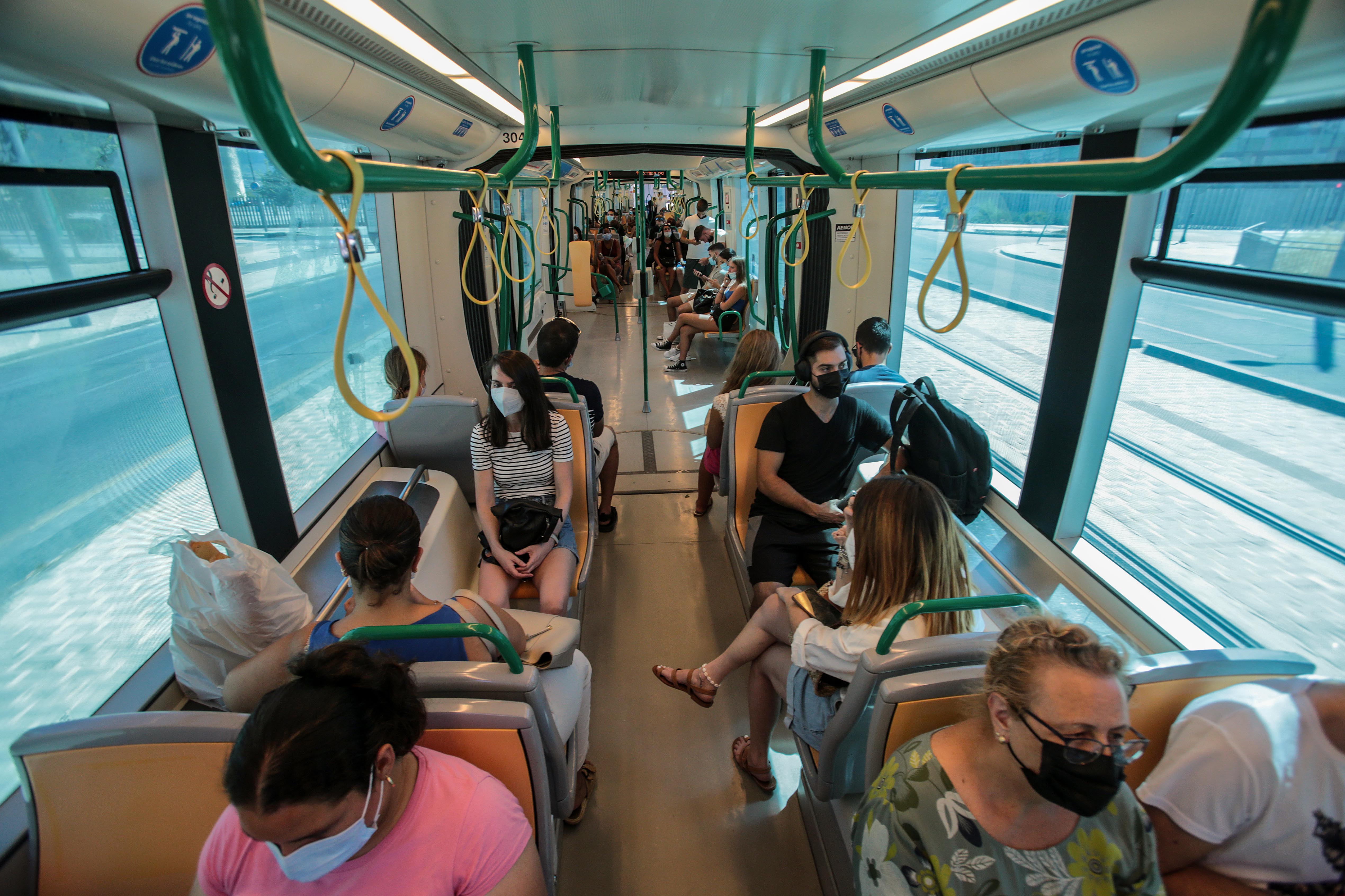 Metro De Granada Ya Ha Recuperado El Del Volumen De Viajeros De